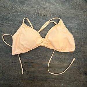 Peach colored bikini✨